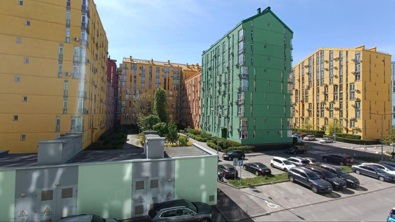 Зручна Квартира В Жк Комфорт Таун Київ Екстер'єр фото